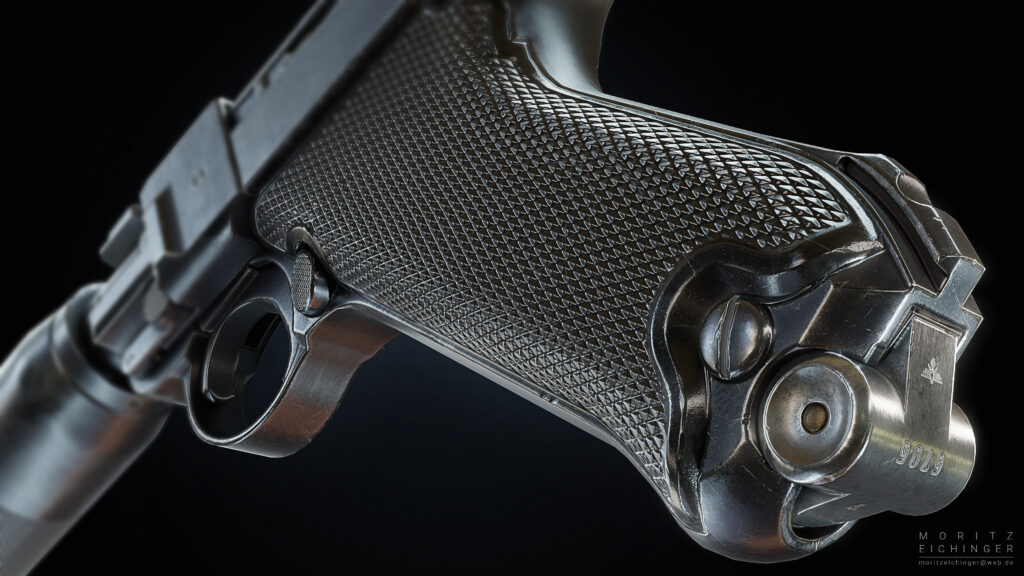 moritz-eichinger-06-luger-grip-scaled