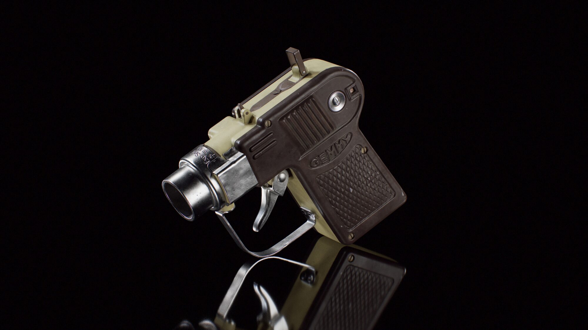 R_Gemmy_00_Main-Camera_001-scaled