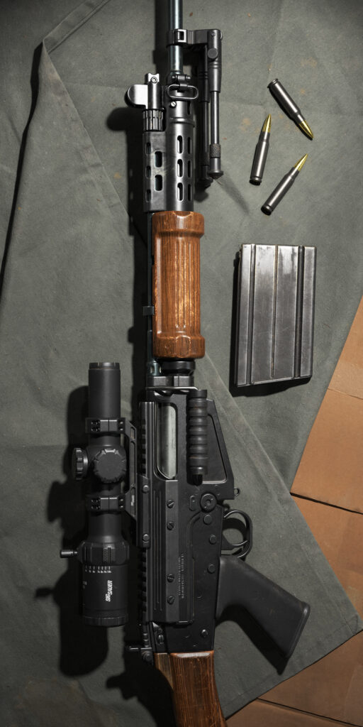 FN_FAL_CloseUp_04-scaled